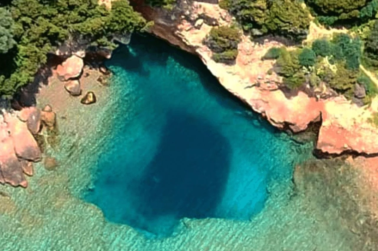  Meteor Bay